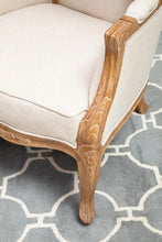 Load image into Gallery viewer, Cabra Cream Dome Porters Chair
