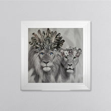 Load image into Gallery viewer, Lion Family Framed Wall Art 75*75cm
